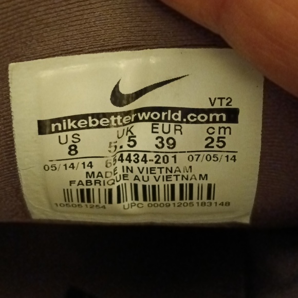 Ladies size 8 Nike Free Run - Picture 5 of 6